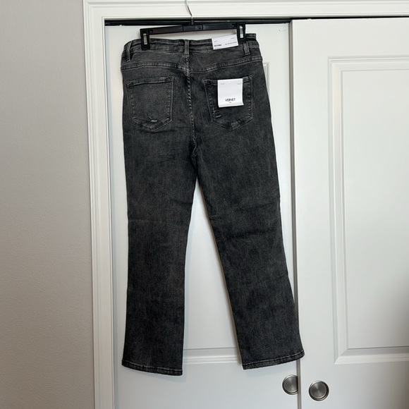 Vervets!! Women’s distressed cropped black jeans! - Picture 2 of 4